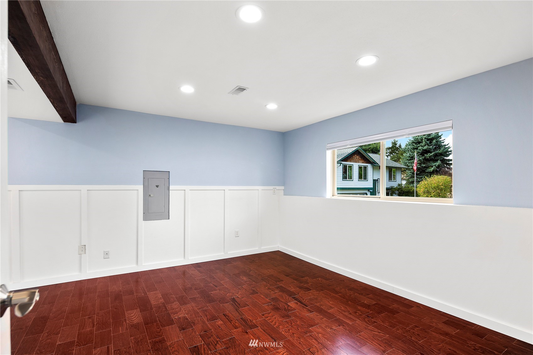 451 Northeast Edmonds Court Renton, WA 98056 - Photo 16 of 29