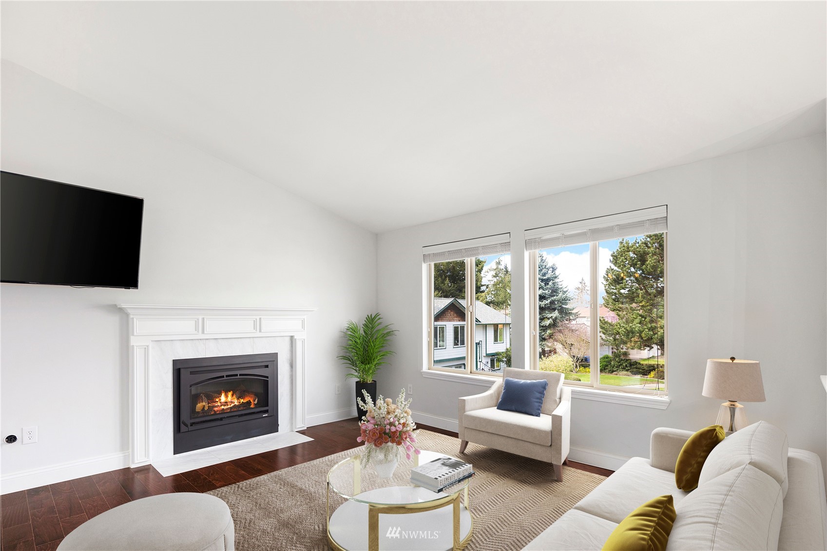 451 Northeast Edmonds Court Renton, WA 98056 - Photo 4 of 29