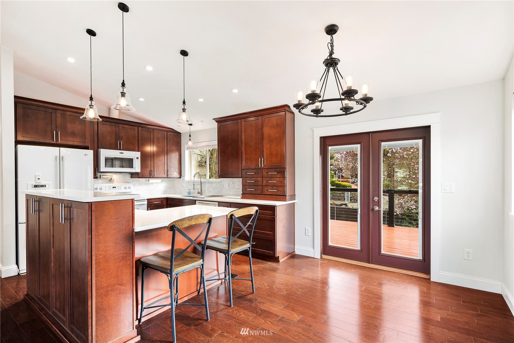 451 Northeast Edmonds Court Renton, WA 98056 - Photo 6 of 29