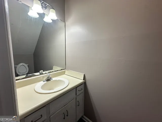 $1,250 | 78 Mt Moriah Road, Unit 3C, Auburn, GA 30011