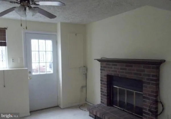 $2,495 | 13659 Forest Pond Court, Centreville, VA 20121