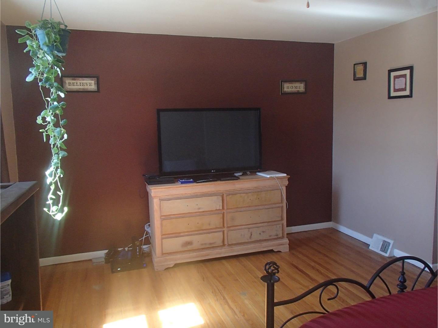 11820 Basile Road Philadelphia, PA 19154 - Photo 10 of 25 Gallery Image 10