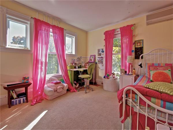 3 Warren Street Winchester, MA 01890 - Photo 16 of 30