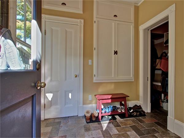 3 Warren Street Winchester, MA 01890 - Photo 25 of 30