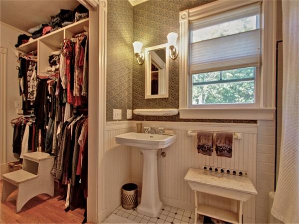 3 Warren Street Winchester, MA 01890 - Photo 26 of 30