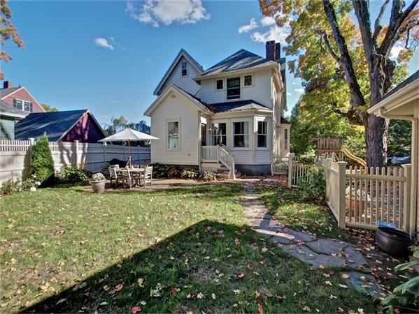 3 Warren Street Winchester, MA 01890 - Photo 3 of 30