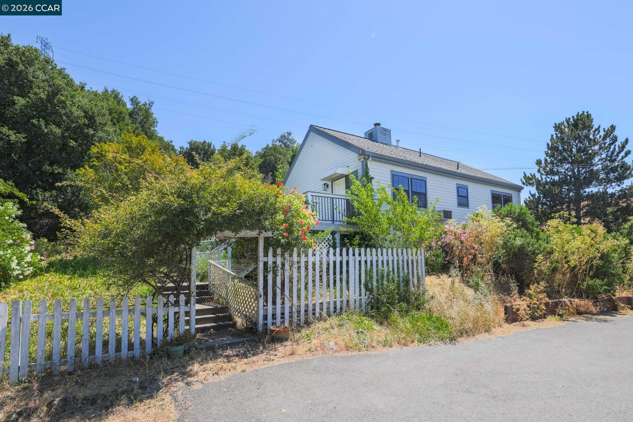 370 Castello Road Lafayette, CA 94549 - Photo 26 of 27