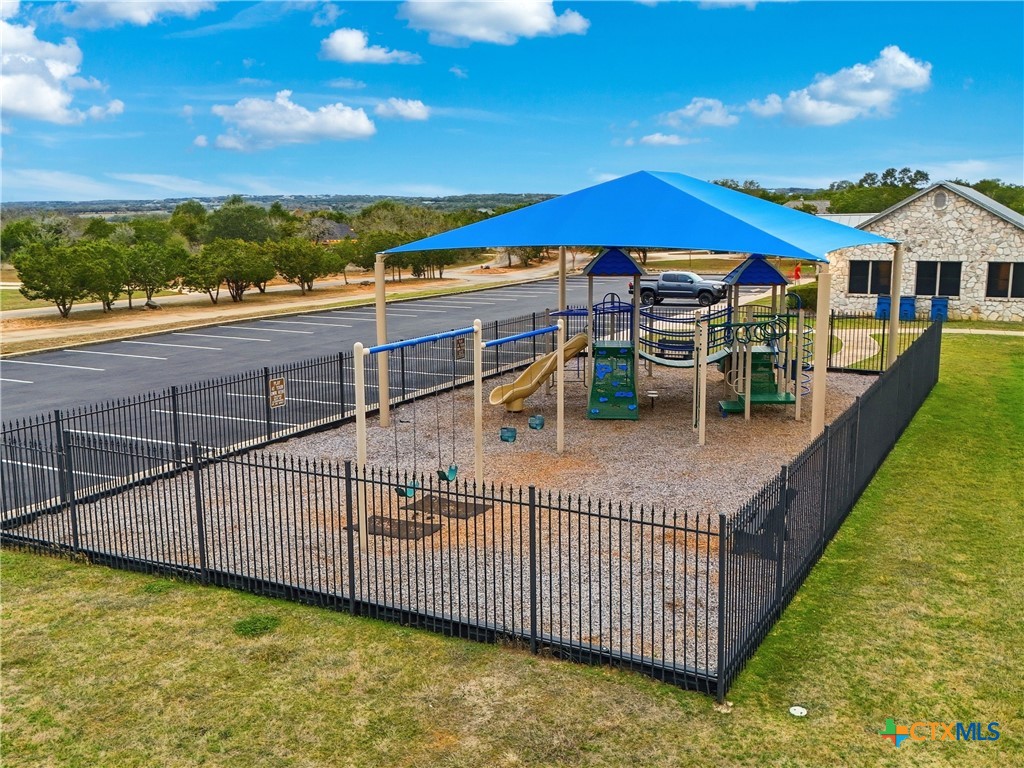 10302 Teich Loop New Braunfels, TX 78132 - Photo 36 of 38