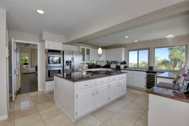 12132 Parker Ranch Road Saratoga, CA 95070 - Photo 8 of 32 Gallery Image 8