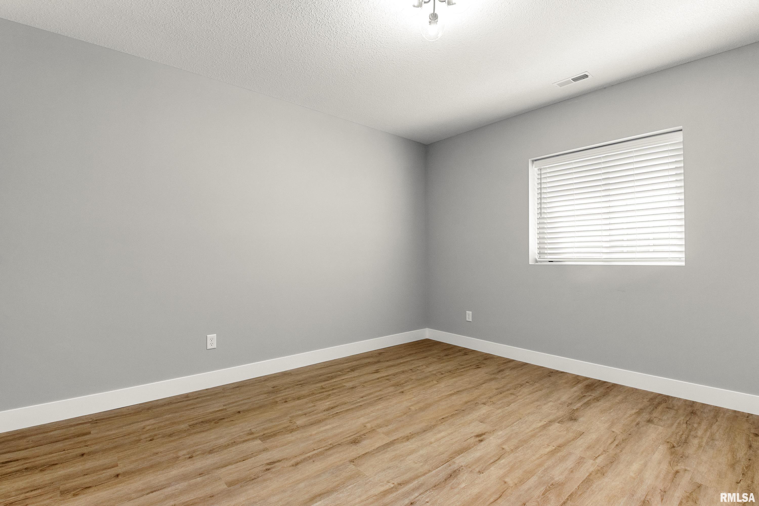 1700 Rustic Oak Drive Washington, IL 61571 - Photo 30 of 46