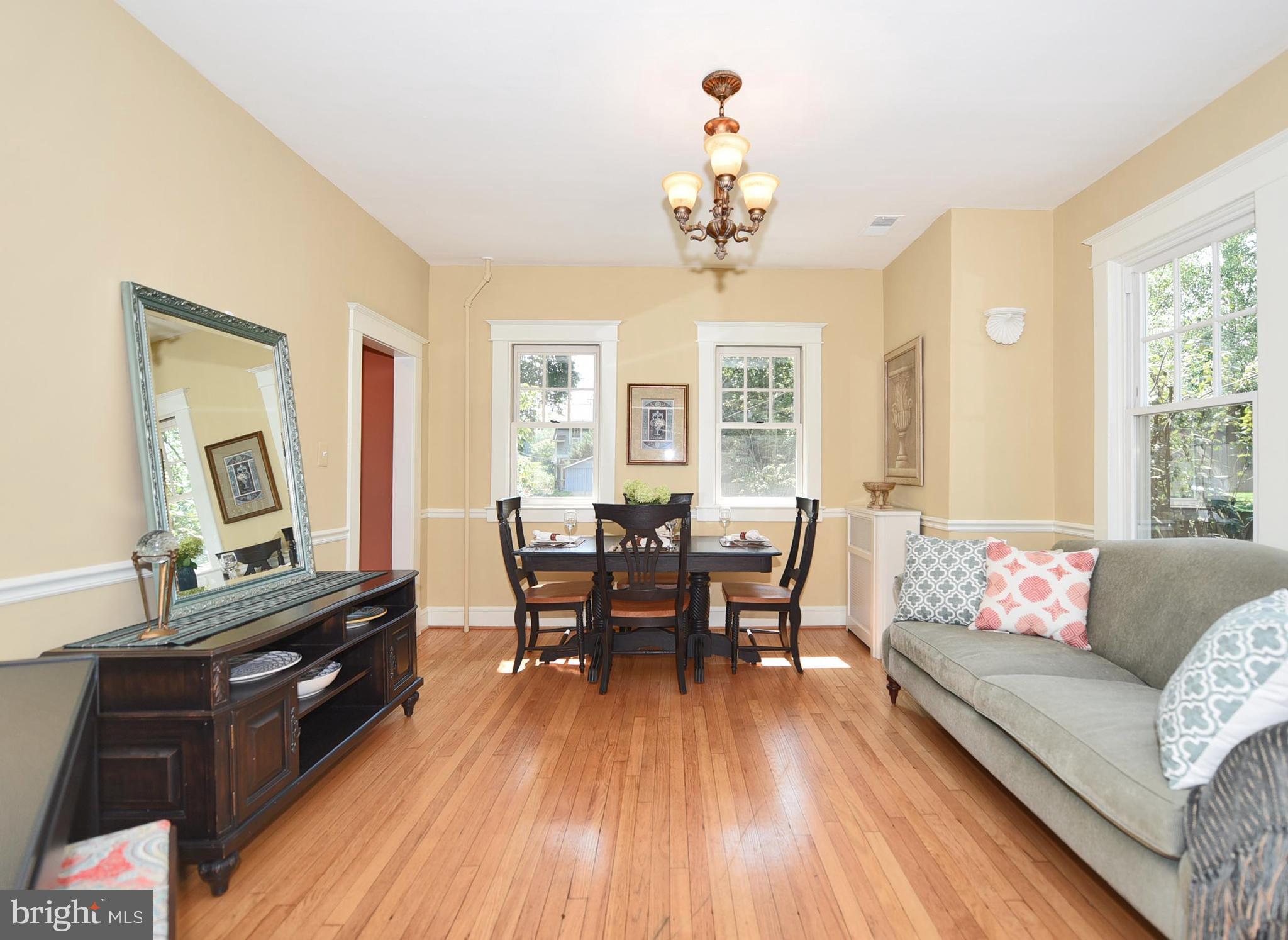 709 Hollen Road Baltimore, MD 21212 - Photo 12 of 30 This is a REALLY Big Room