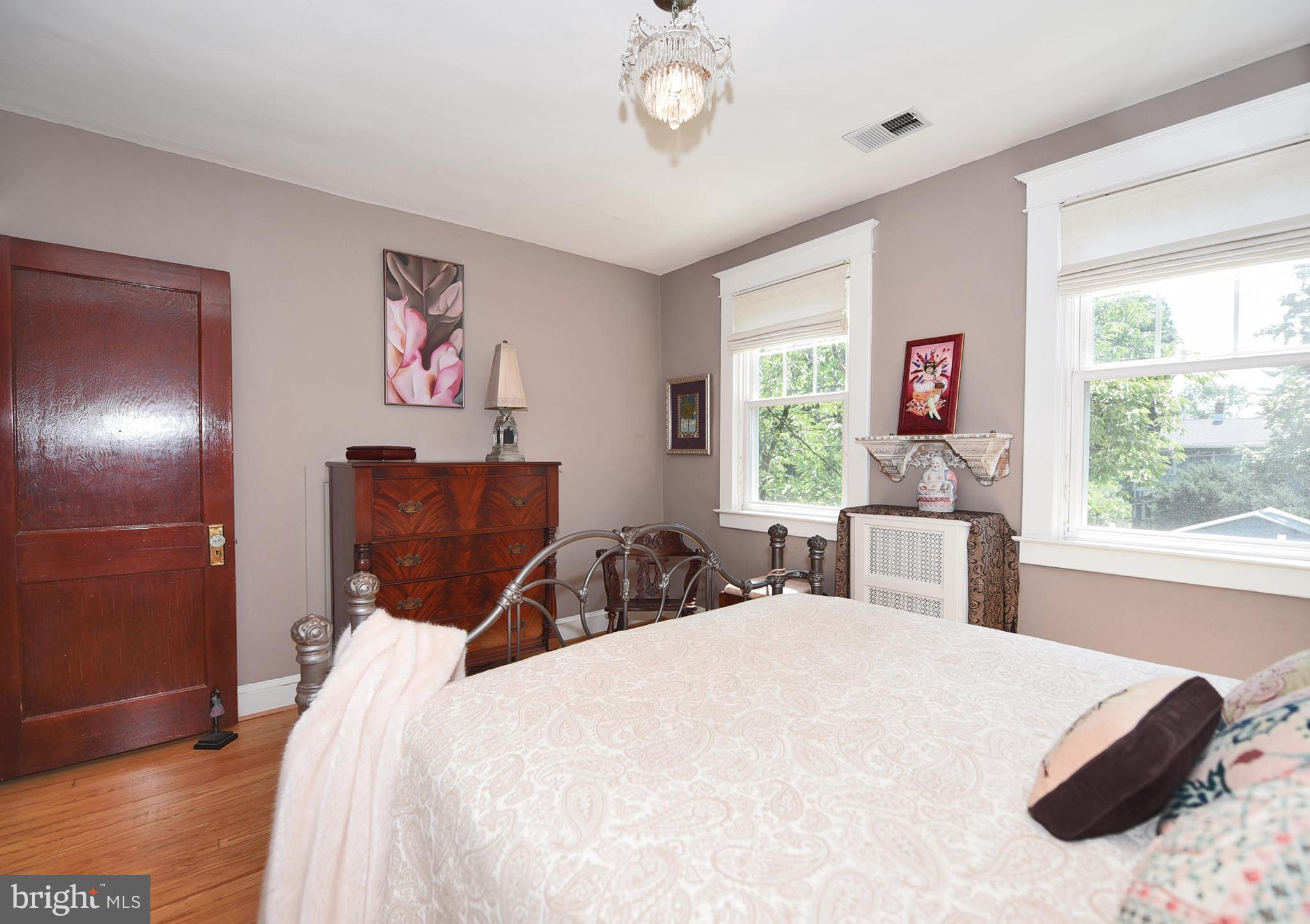 709 Hollen Road Baltimore, MD 21212 - Photo 14 of 30 Original Solid Wood Doors on Upper Level