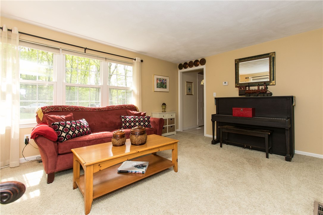 31 Whipple Road Lincoln, RI 02865 - Photo 18 of 40 Gallery Image 18