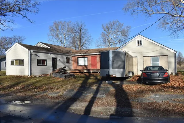 $125,000 | 708 Lakeshore Drive, Rushville, MO 64484