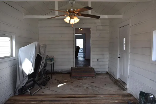 $125,000 | 708 Lakeshore Drive, Rushville, MO 64484