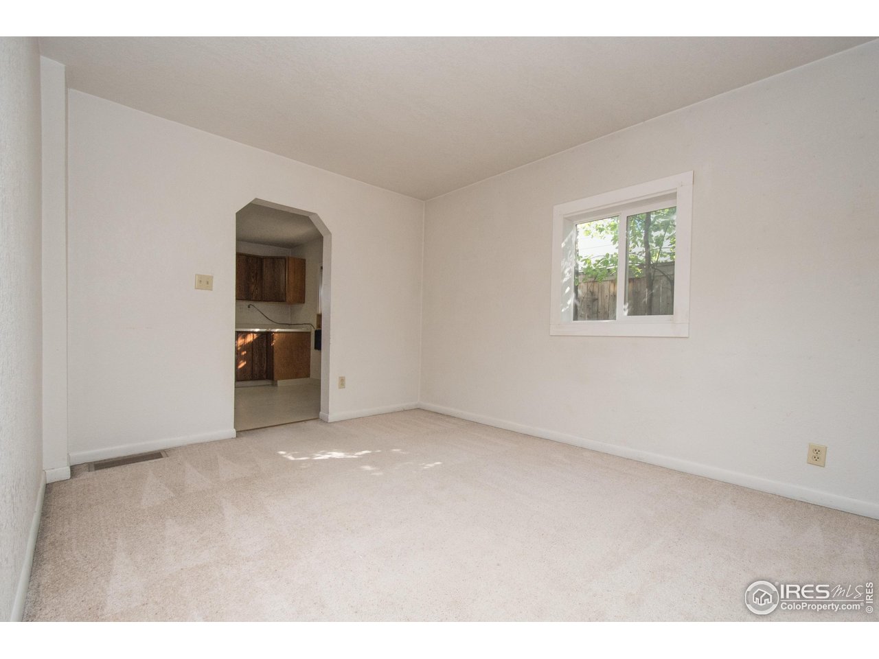 104 Oak Street Windsor, CO 80550 - Photo 9 of 31 Dining Room