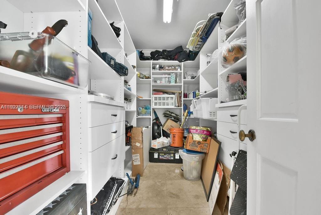 5425 Southwest 190th Avenue Southwest Ranches, FL 33332 - Photo 29 of 56