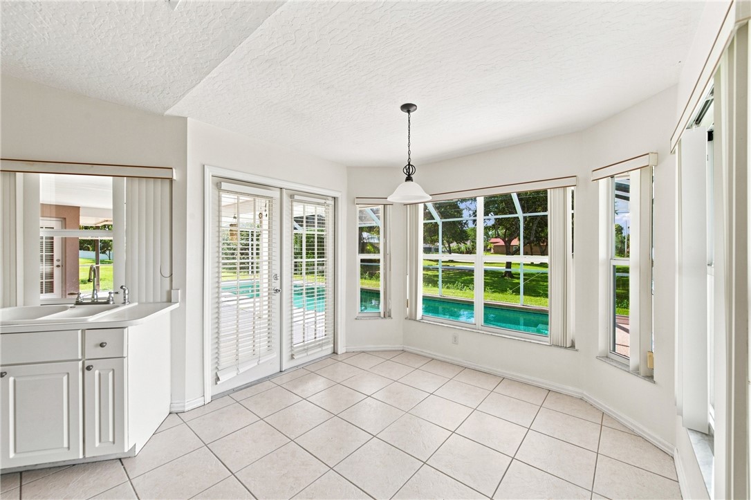 955 Riviera Avenue Sebastian, FL 32958 - Photo 13 of 34 Gallery Image 13