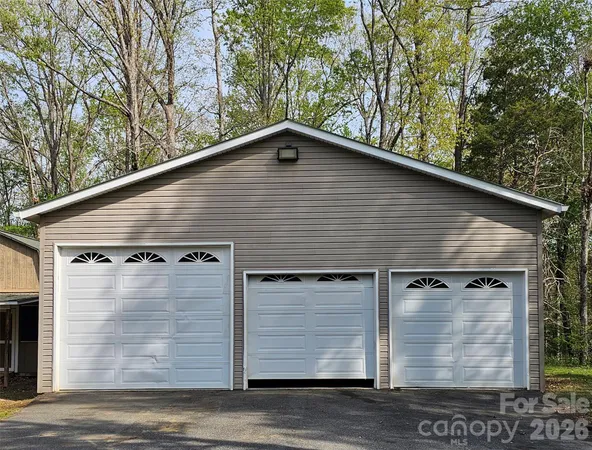 $470,000 | 1429 Cierra Lane, Richburg, SC 29729