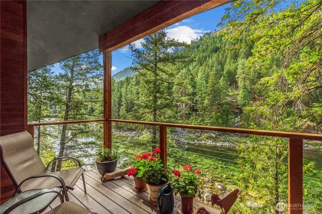 $1,500,000 | 8970 Icicle Road, Leavenworth, WA 98826