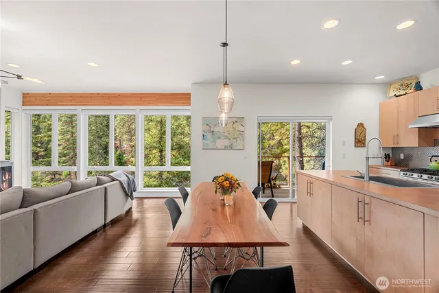 $1,500,000 | 8970 Icicle Road, Leavenworth, WA 98826