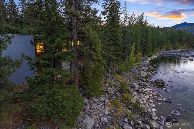 $1,500,000 | 8970 Icicle Road, Leavenworth, WA 98826