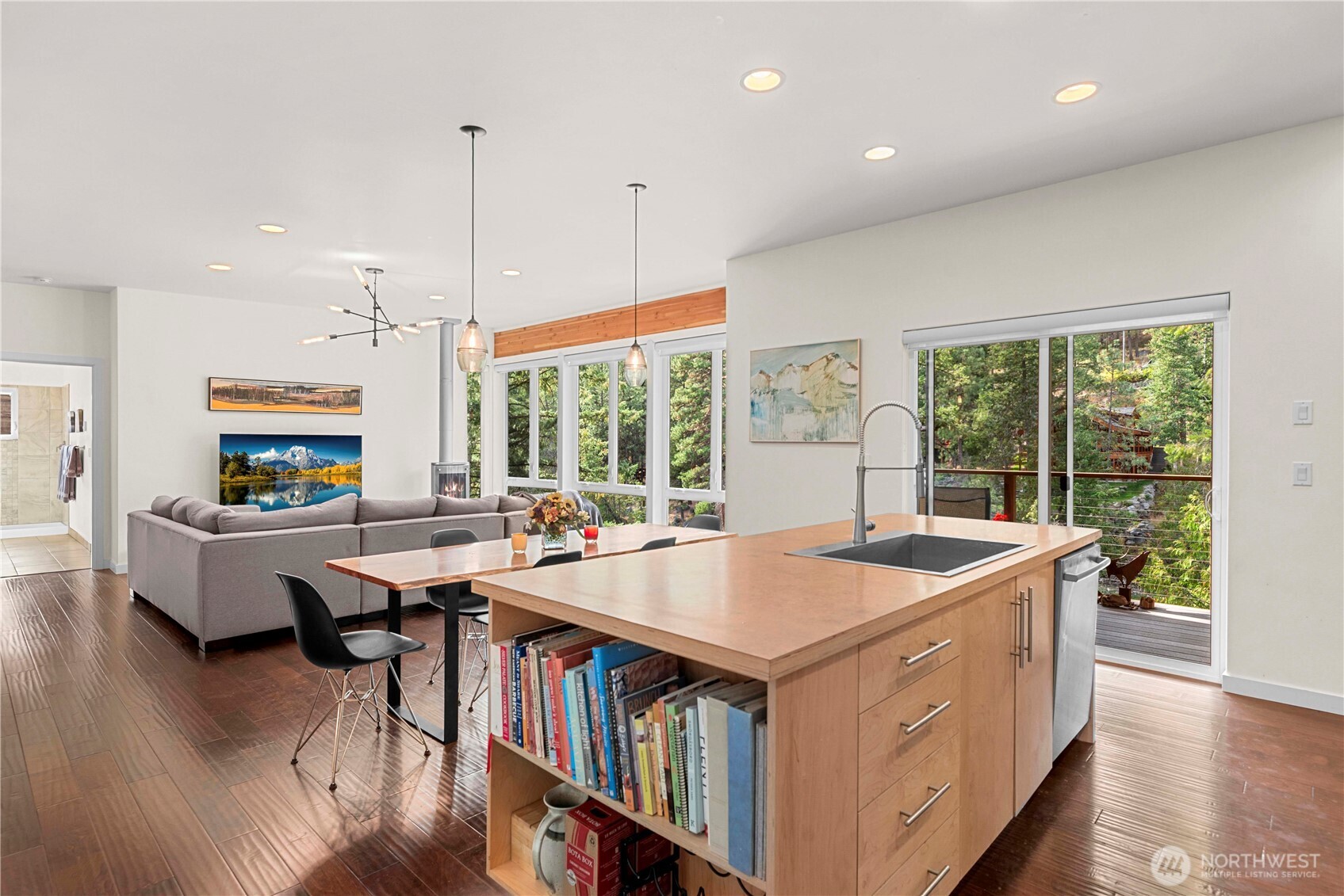 8970 Icicle Road Leavenworth, WA 98826 - Photo 7 of 37