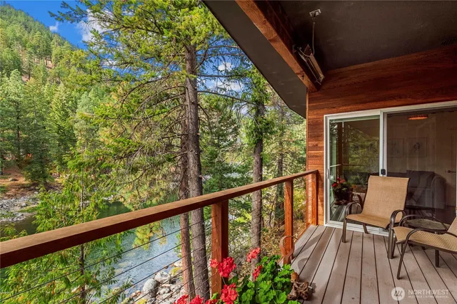 $1,500,000 | 8970 Icicle Road, Leavenworth, WA 98826