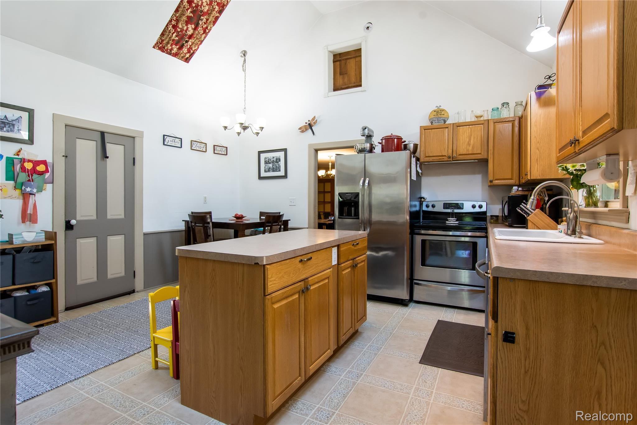 8338 Church Road Imlay City, MI 48444 - Photo 13 of 35 13 Kitchen 2.jpg
