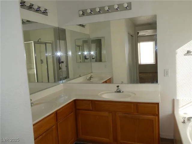 $1,850 | 109 Restful Crest Avenue, North Las Vegas, NV 89032