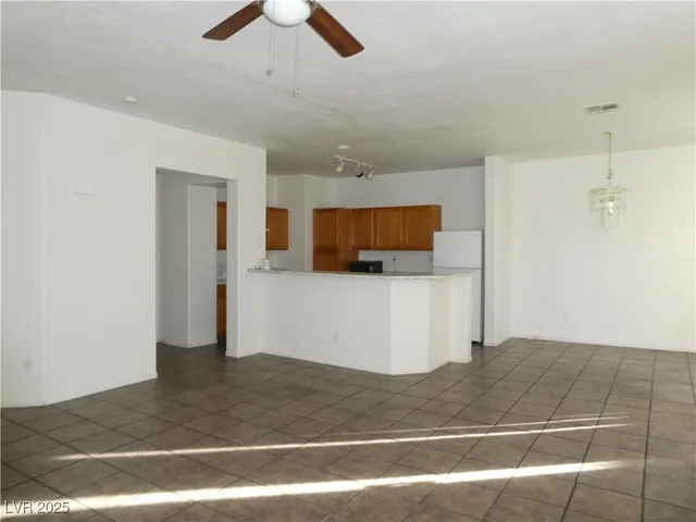 $1,850 | 109 Restful Crest Avenue, North Las Vegas, NV 89032