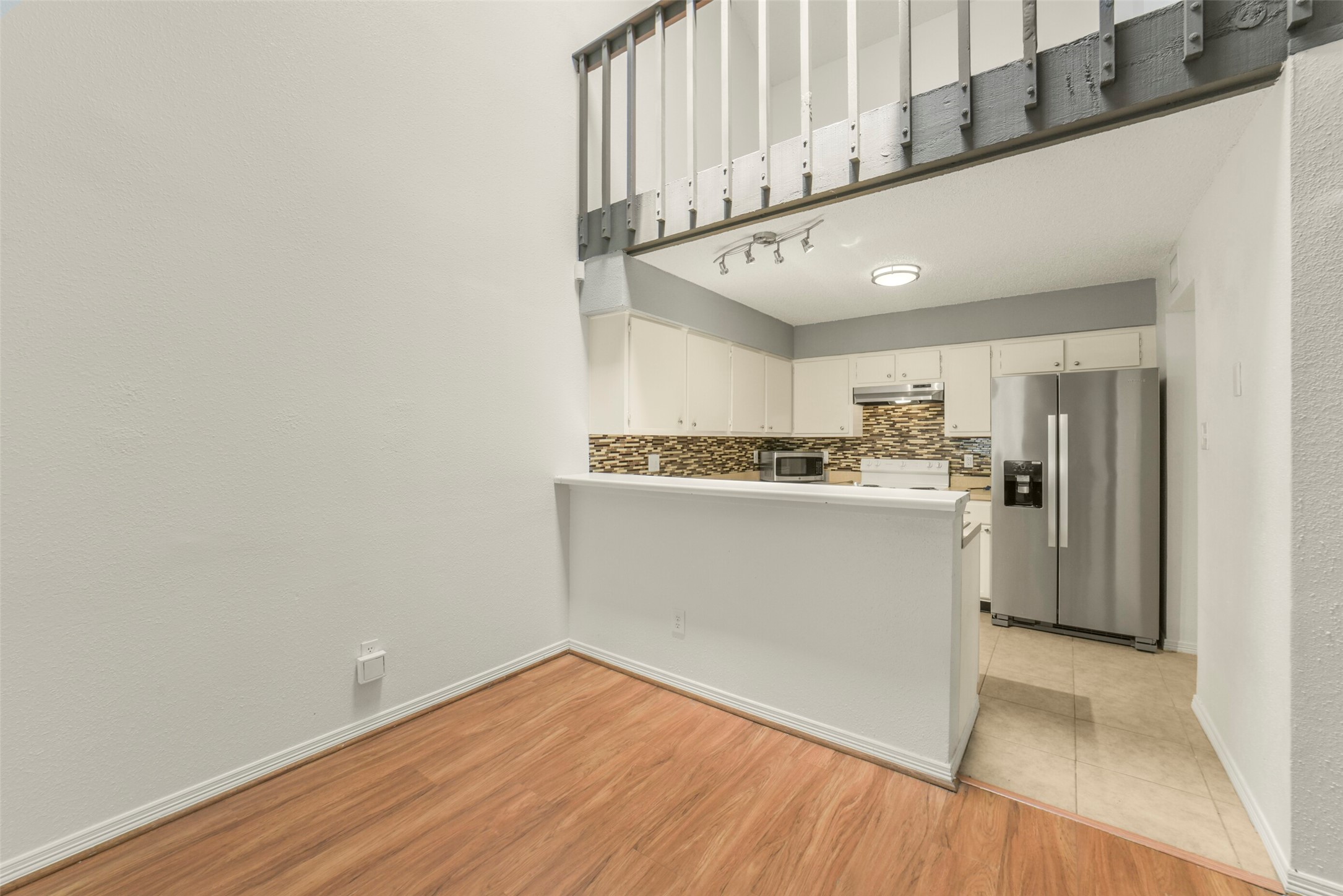 6333 Shadow Tree Drive Houston, TX 77035 - Photo 11 of 36