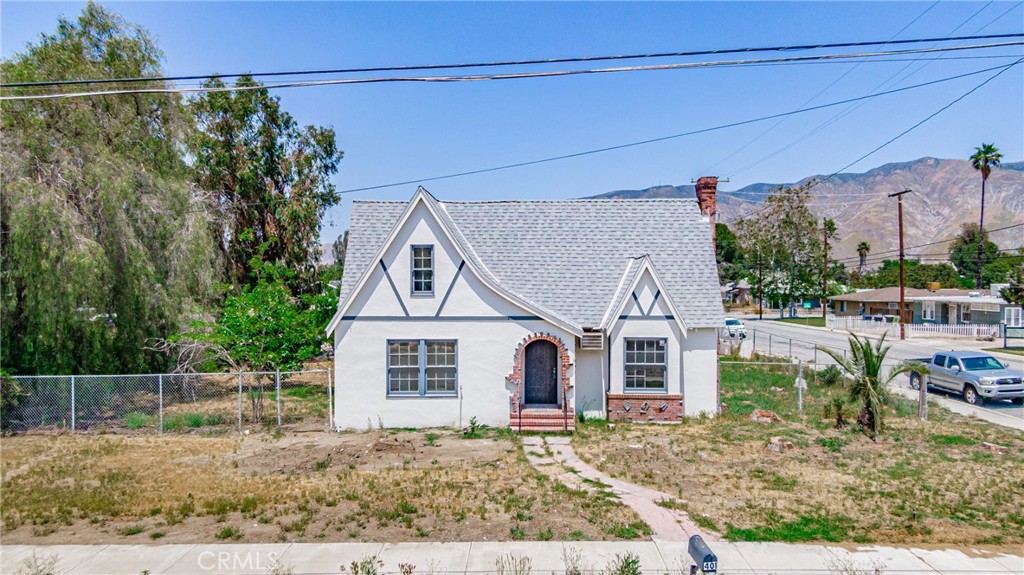 401 West Main Street San Jacinto, CA 92583 - Photo 1 of 1 a view of a house with a yard