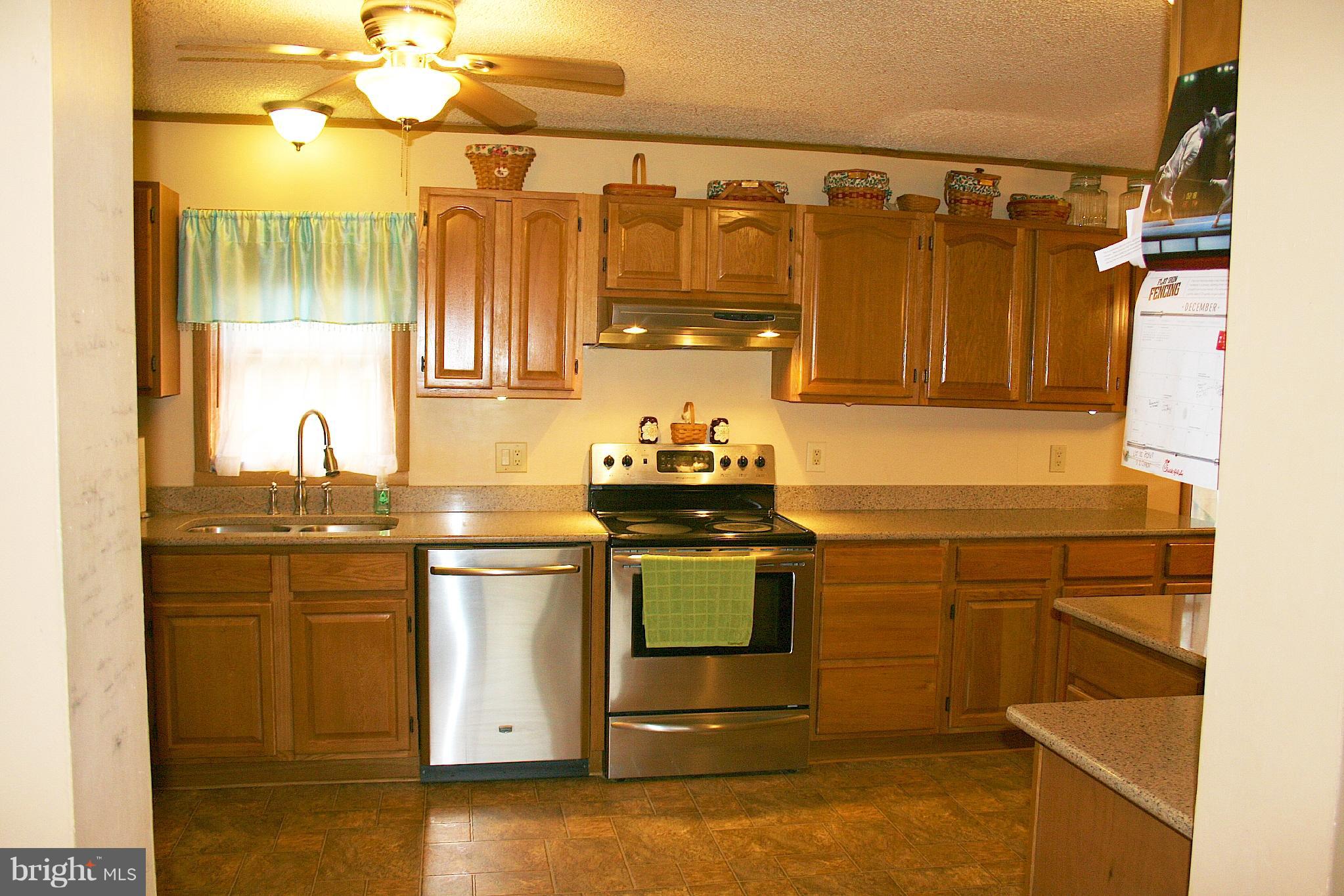 6216 Eldorado Road Rhodesdale, MD 21659 - Photo 3 of 23 Kitchen