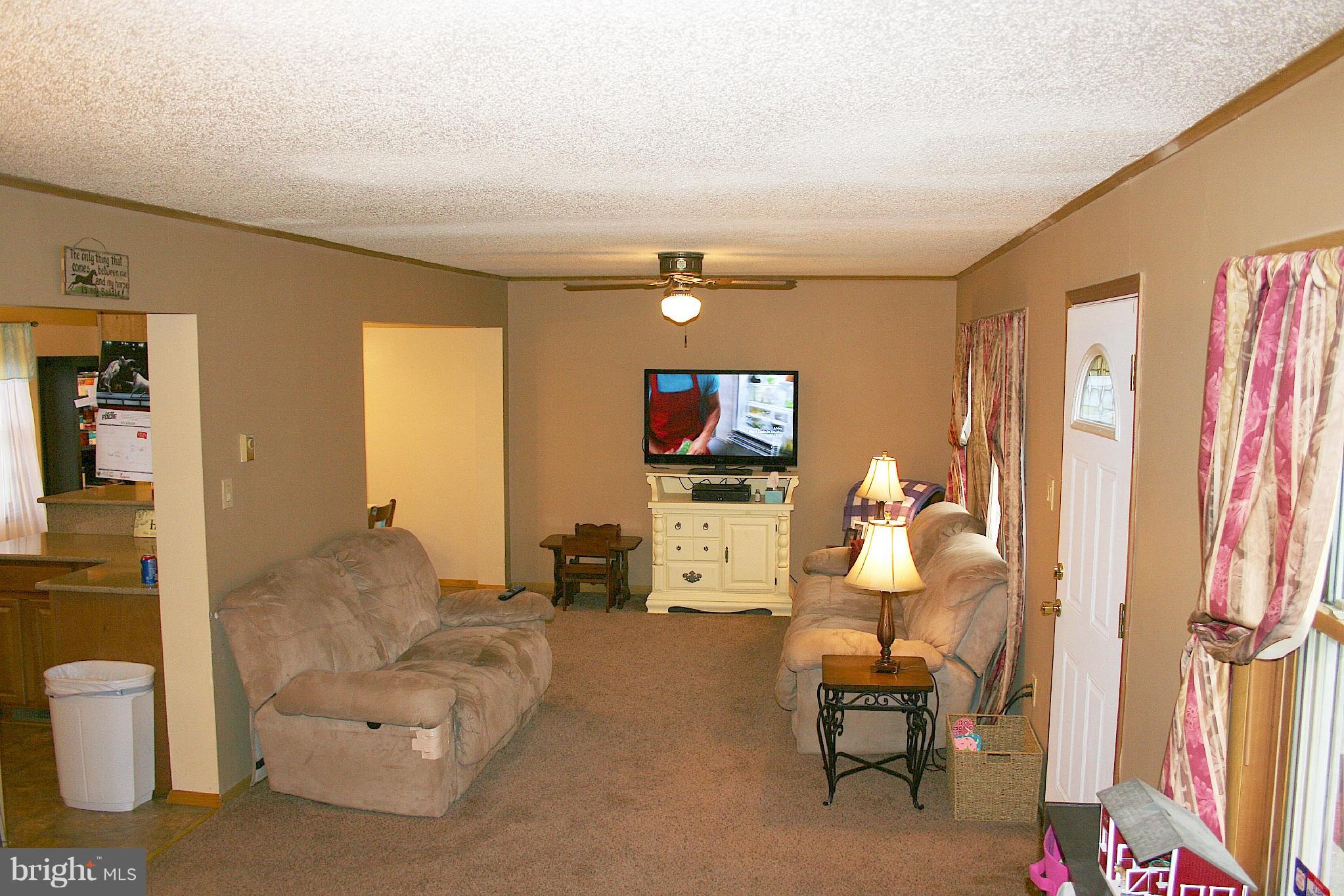 6216 Eldorado Road Rhodesdale, MD 21659 - Photo 6 of 23 Living Room