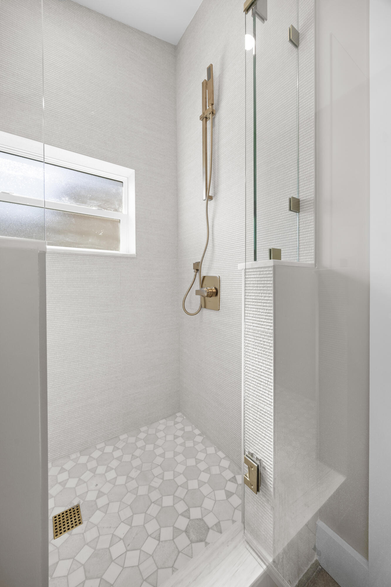 143 East 23rd Street Riviera Beach, FL 33404 - Photo 7 of 30 Master Shower 2