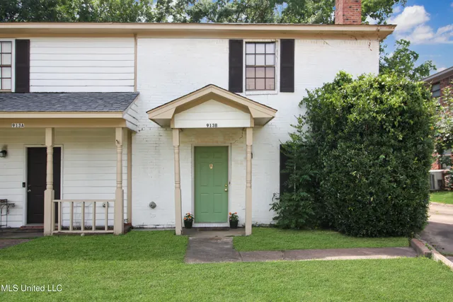 $132,000 | 913 Glastonbury Circle, Unit B, Ridgeland, MS 39157