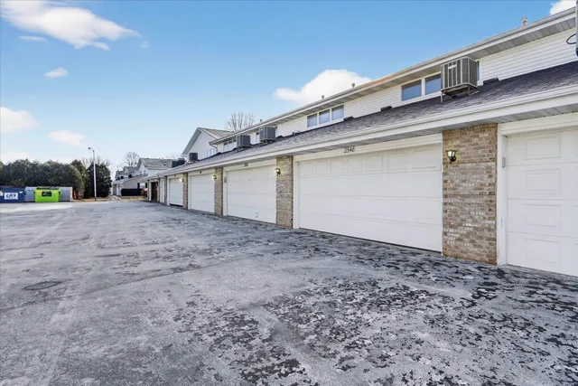 $239,900 | 2548 Liberty Lane, Janesville, WI 53545