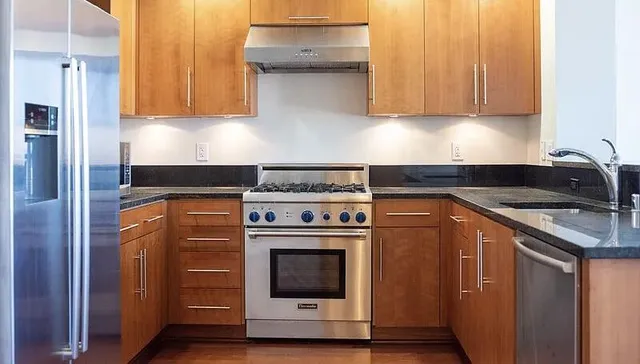 $2,050 | 88 East San Fernando Street, San Jose, CA 95113