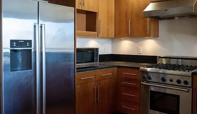 $2,050 | 88 East San Fernando Street, San Jose, CA 95113