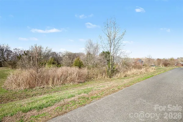 a view of lake view with mountain