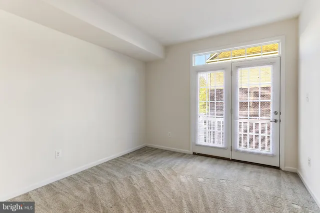 $2,950 | 13660 Endeavour Drive, Unit 20C, Herndon, VA 20171