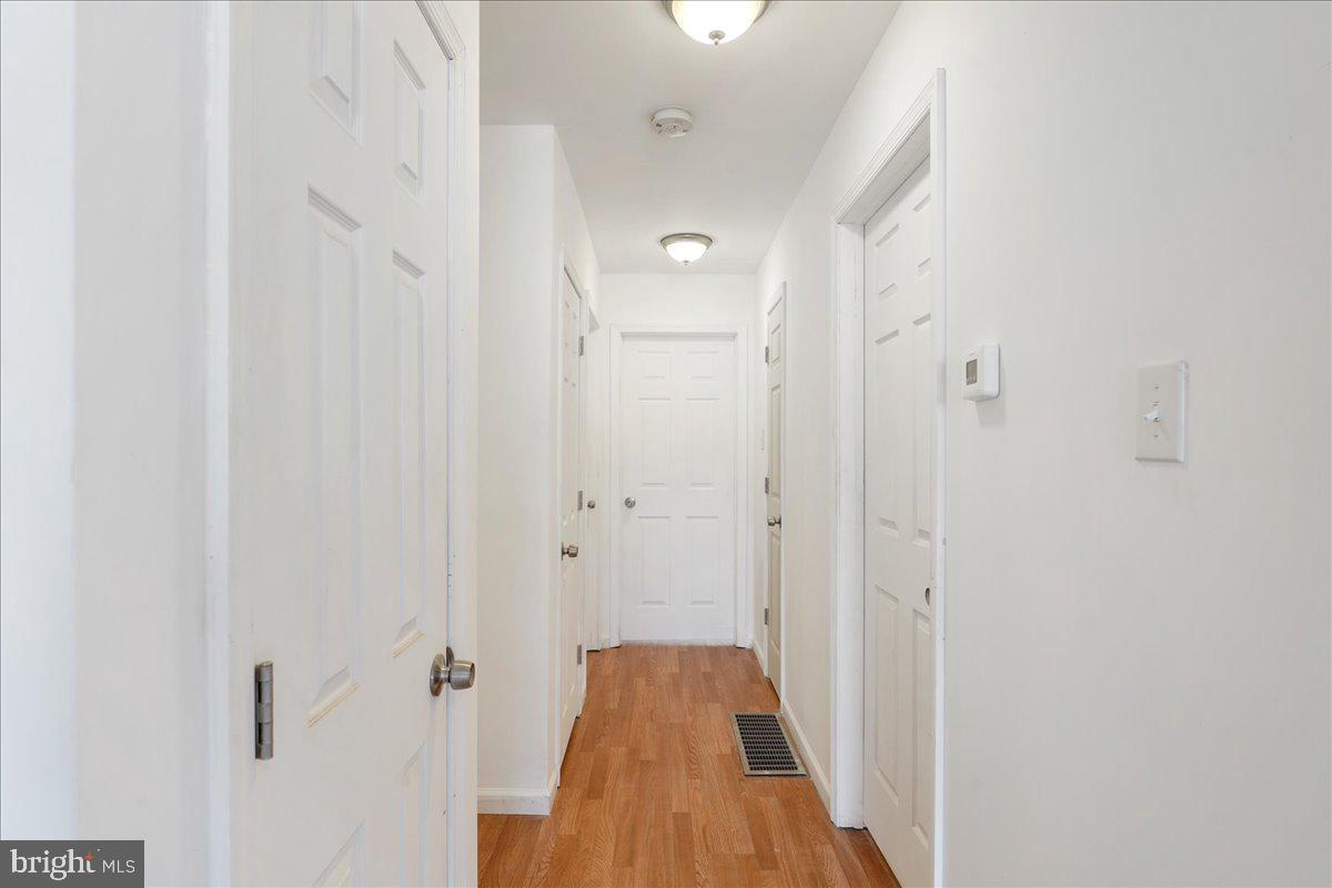 11931 Farwell Road Philadelphia, PA 19154 - Photo 8 of 18 Gallery Image 8