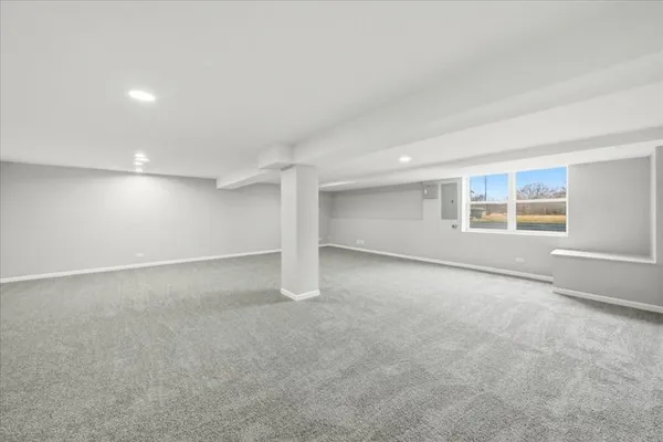 $2,900 | 3385 St Michel Court, St. Charles, IL 60175