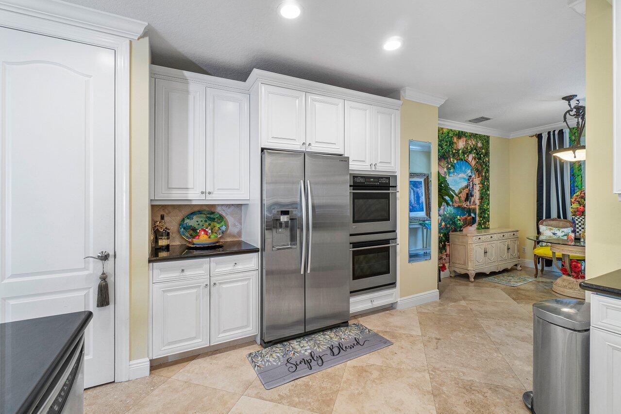 5590 Northeast Trieste Terrace Boca Raton, FL 33487 - Photo 12 of 40 009-5590NortheastTriesteTerrace-BocaRato