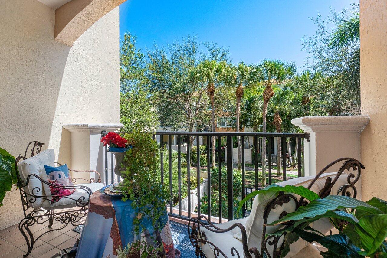 5590 Northeast Trieste Terrace Boca Raton, FL 33487 - Photo 20 of 40 017-5590NortheastTriesteTerrace-BocaRato