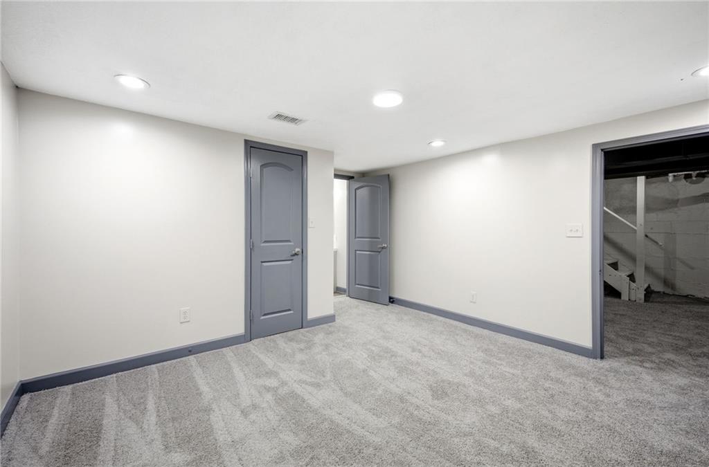 11008 Grandview Road Kansas City, MO 64137 - Photo 49 of 52