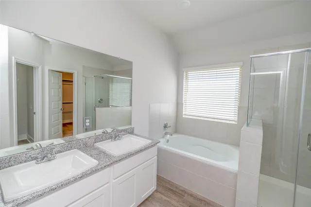 $2,200 | 4417 Ibiza Lane, Houston, TX 77045