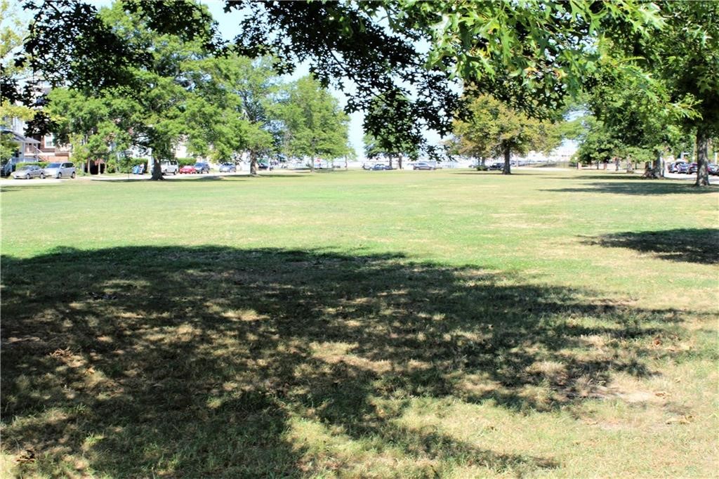 25 West Narragansett Avenue, Unit B Newport, RI 02840 - Photo 14 of 14