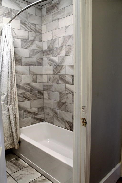 25 West Narragansett Avenue, Unit B Newport, RI 02840 - Photo 7 of 14